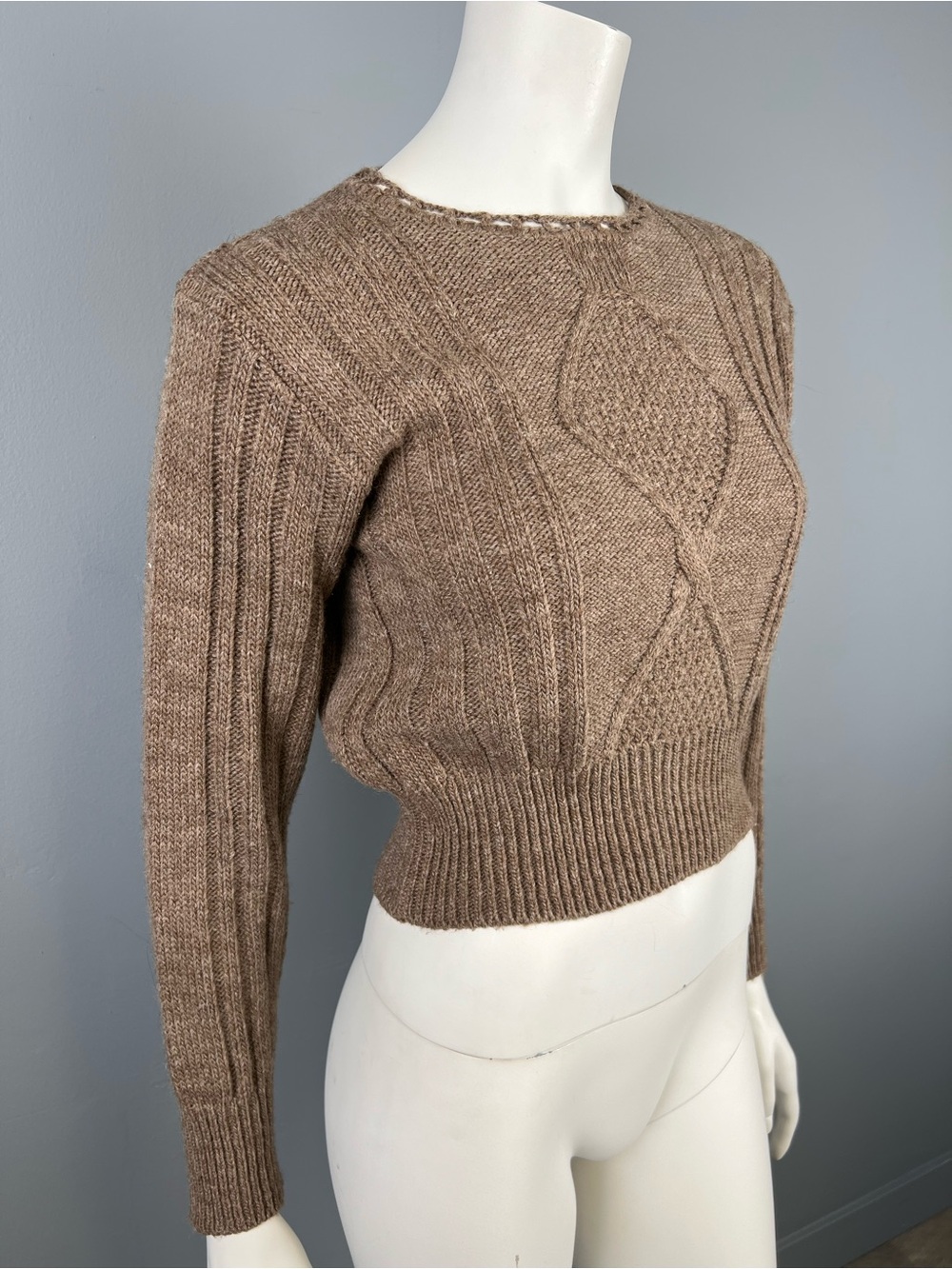 Textured Crewneck Cable Crop Sweater - Brown